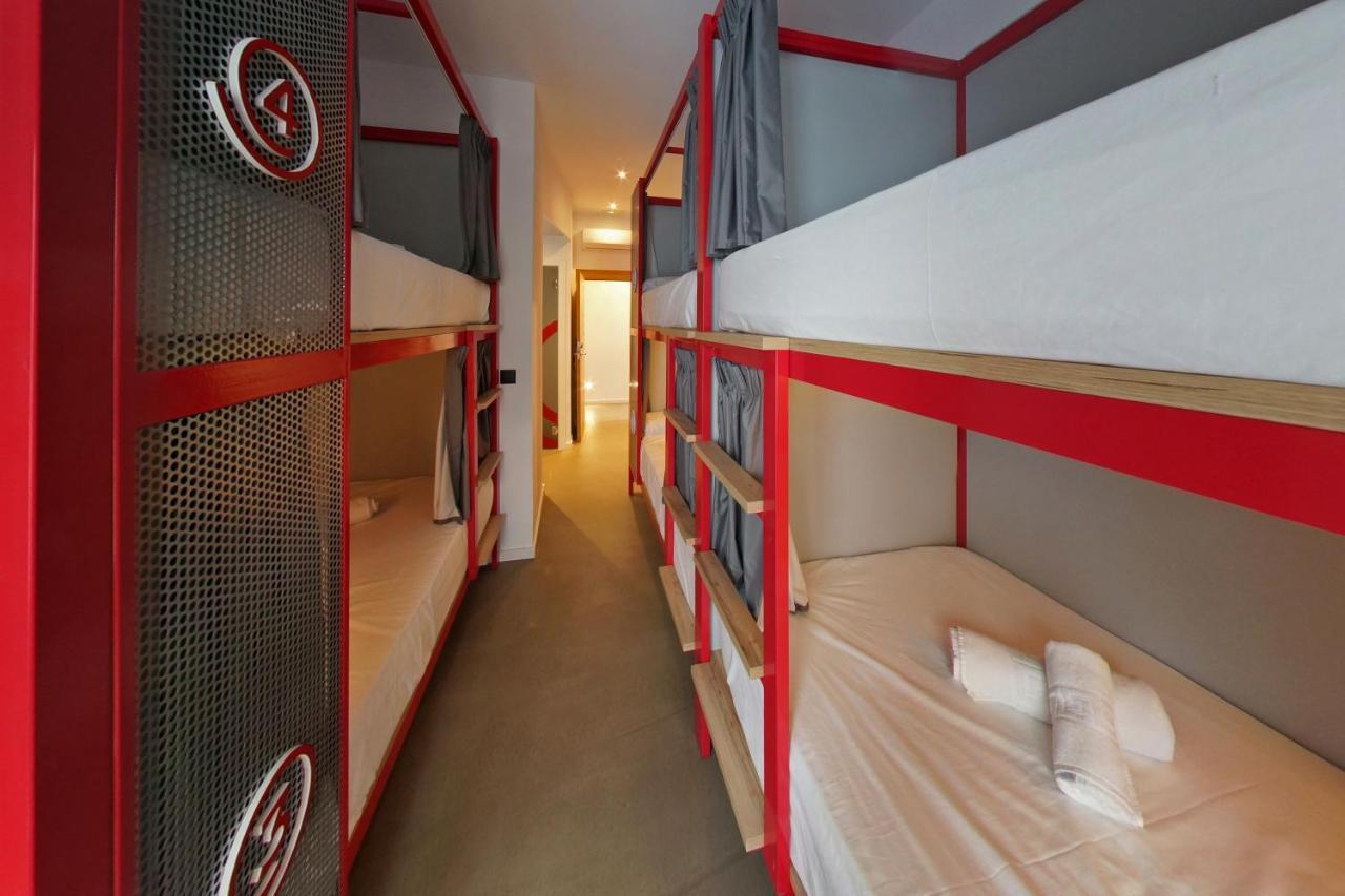 Konk Hostel La Manga del Mar Menor Luaran gambar